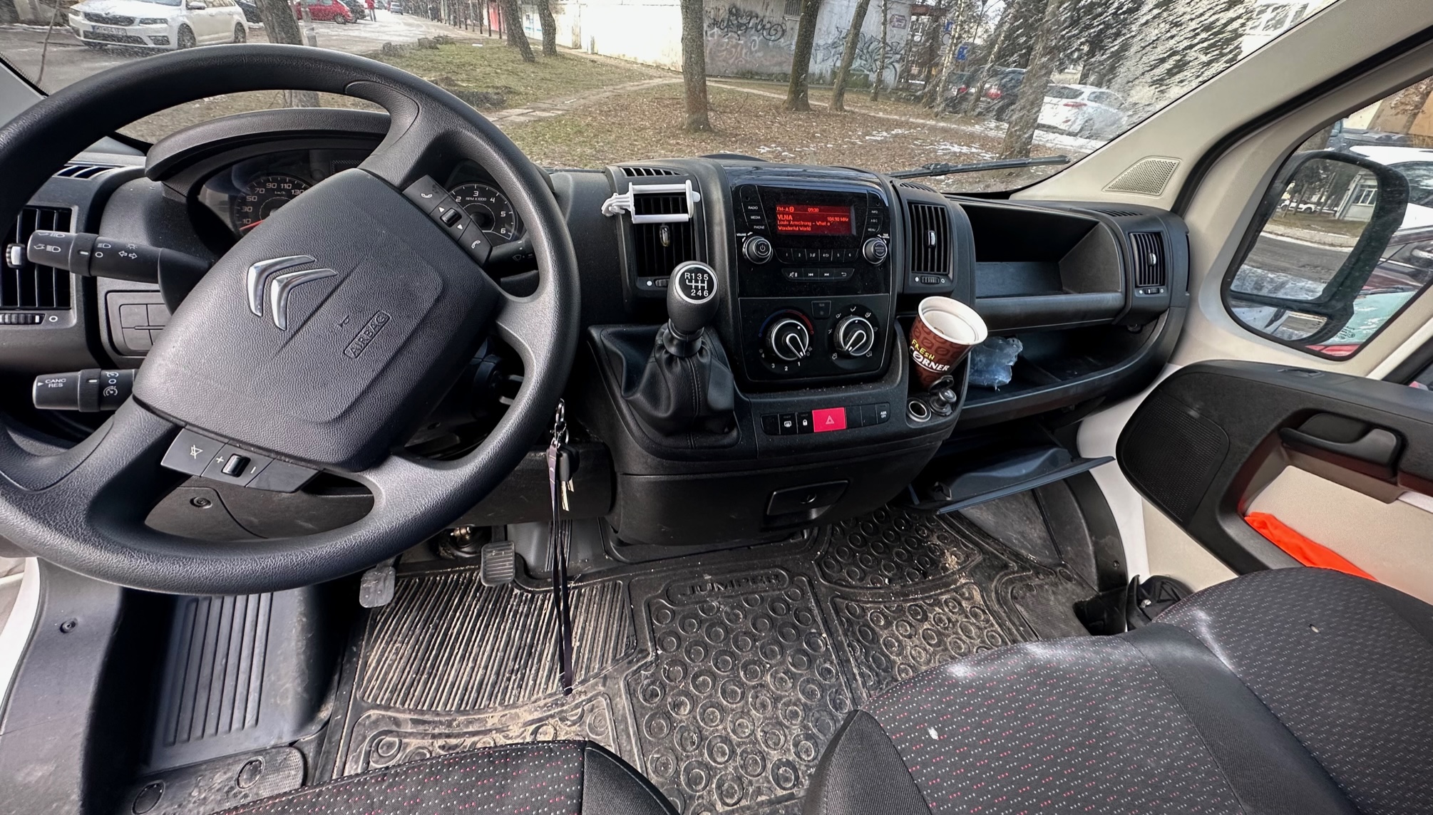 Citroën Jumper 2.2 HDi 130k 35 L3H2 - náhľad