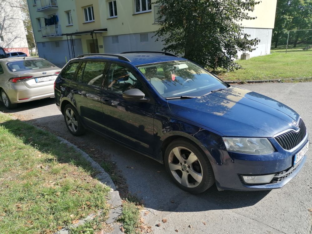 Škoda Octavia Combi 1.6 TDI 110k - náhľad