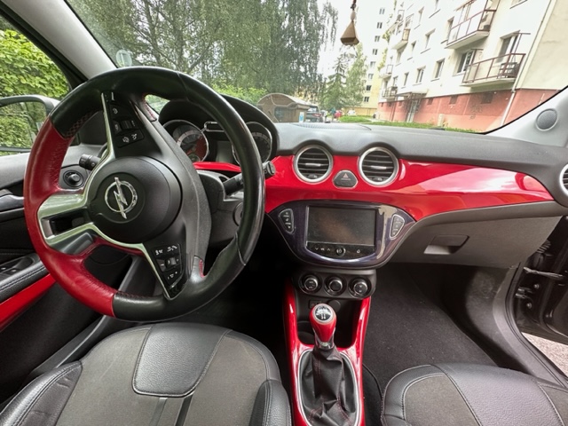 Opel Adam 1.4 Twinport Ecotec 100k Glam - náhľad