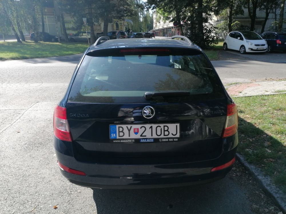 Škoda Octavia Combi 1.6 TDI 110k - náhľad