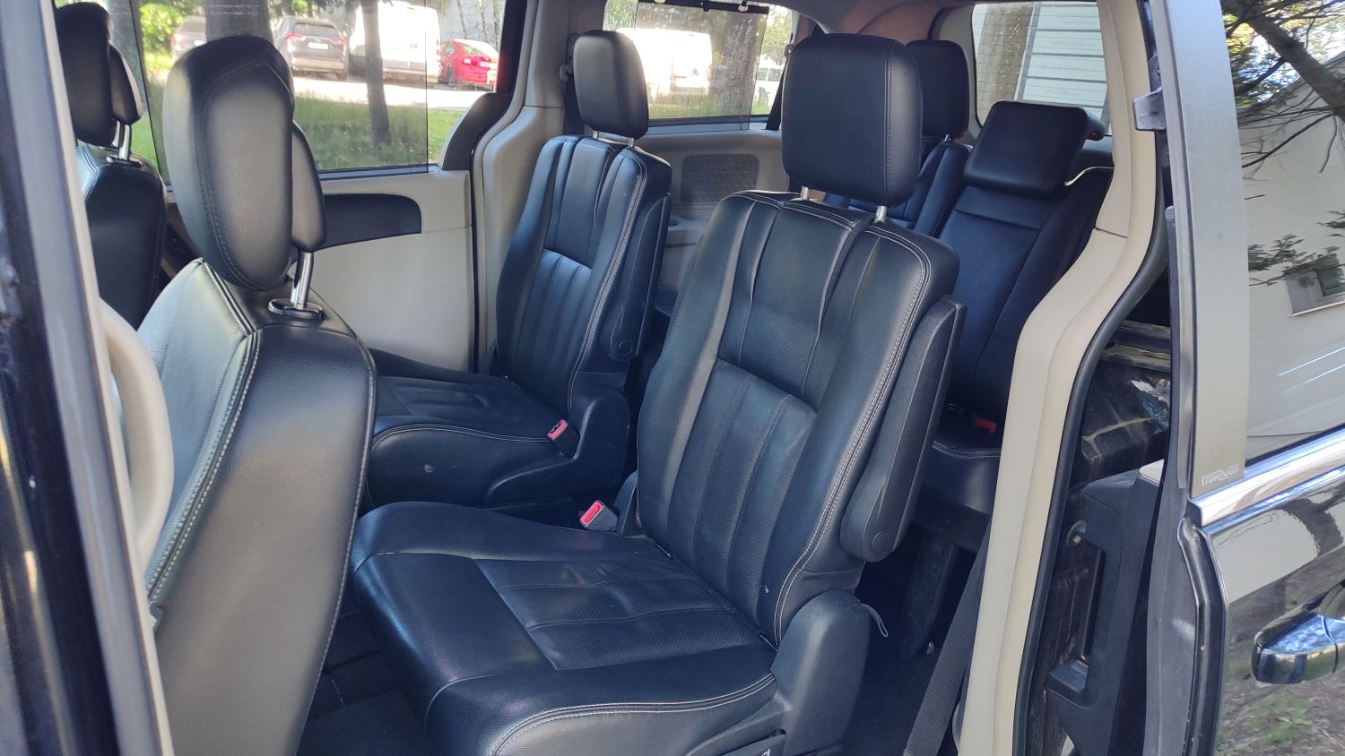 Lancia Grand Voyager 2.8 CRD Limited - náhľad
